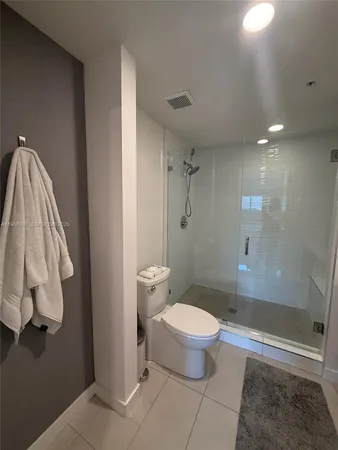 $3,150 | 7661 Northwest 107th Avenue, Unit 503, Doral, FL 33178