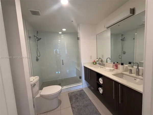 $3,150 | 7661 Northwest 107th Avenue, Unit 503, Doral, FL 33178