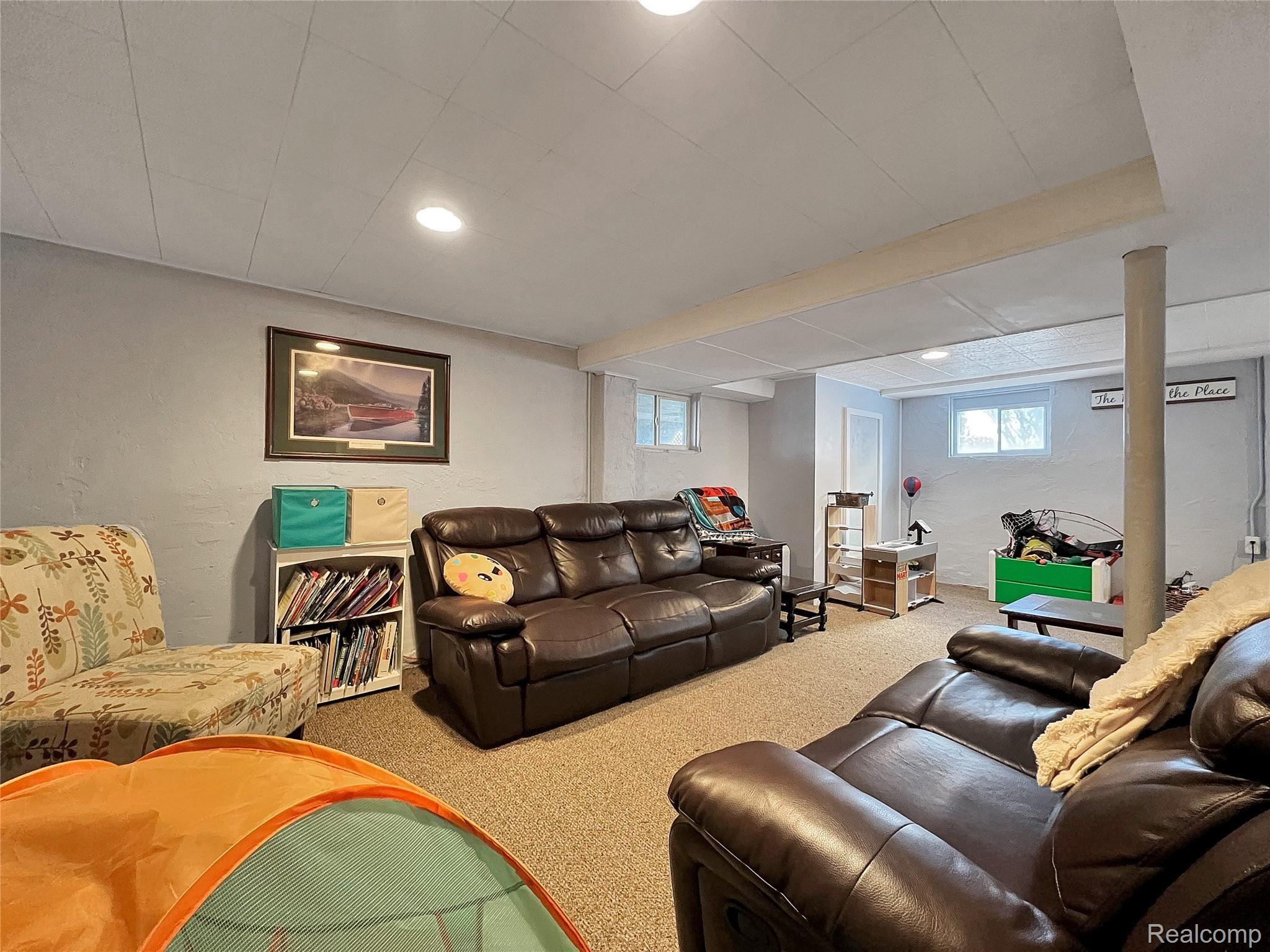 764 Neff Road Grosse Pointe, MI 48230 - Photo 50 of 60 IMG_1759.jpg