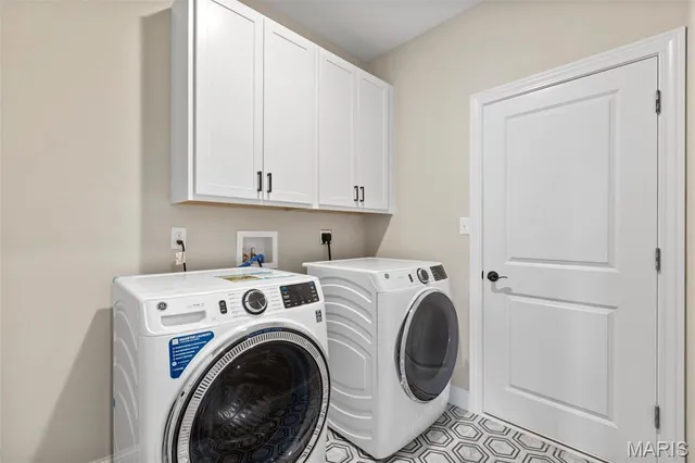 $511,900 | 2 Maple Expanded At Langeneckert Farms Estates Street, St. Louis, MO 63129