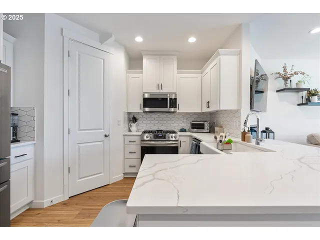 $479,000 | 16615 Southeast Sunshower Place, Happy Valley, OR 97086