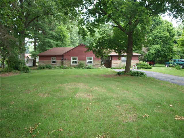 3830 Knepper Road Lambertville, MI 48144 - Photo 2 of 17 Sets off the road