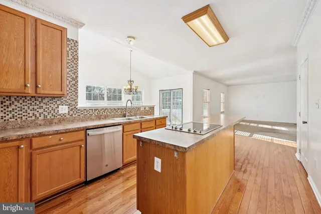 $565,000 | 5 English Ivy Drive, Sicklerville, NJ 08081