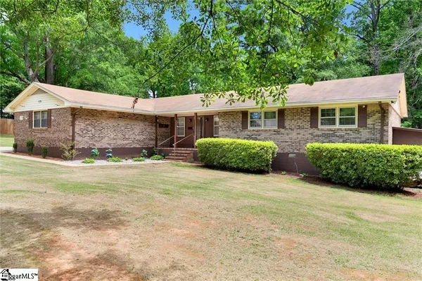 $350,000 | 105 Carswell Drive, Anderson, SC 29624
