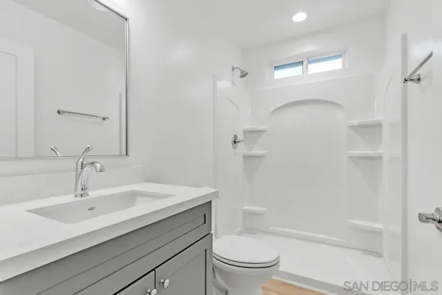 $3,800 | 13617 Putney Road, Poway, CA 92064