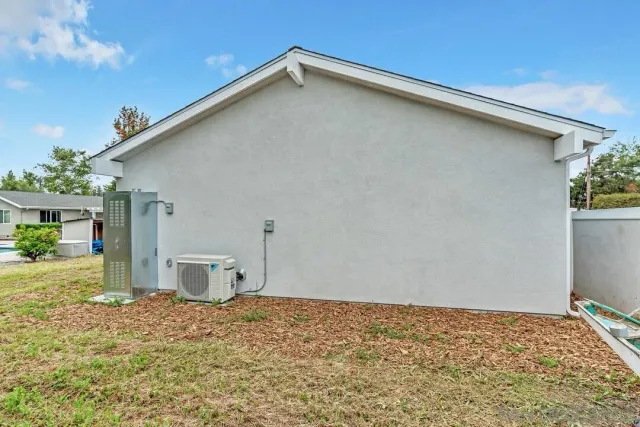 $3,800 | 13617 Putney Road, Poway, CA 92064