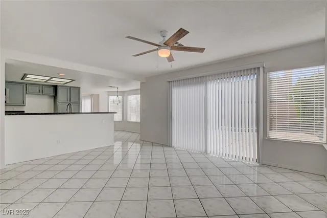 $2,600 | 9805 Cross Creek Way, Las Vegas, NV 89117