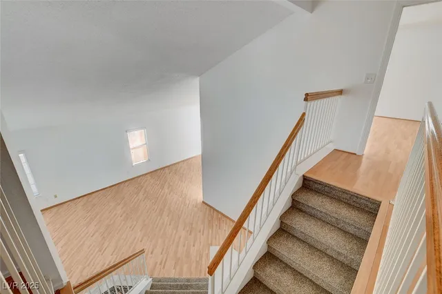 $2,600 | 9805 Cross Creek Way, Las Vegas, NV 89117