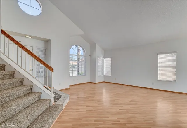 $2,600 | 9805 Cross Creek Way, Las Vegas, NV 89117