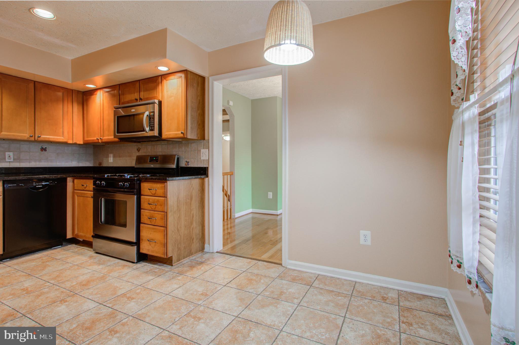 1244 Travis View Court Gaithersburg, MD 20879 - Photo 19 of 49