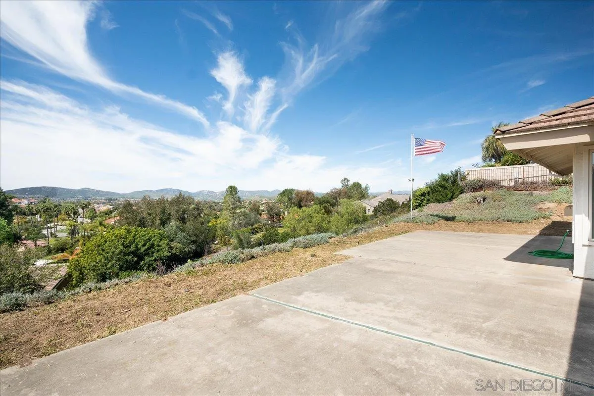 17526 St Andrews Drive Poway, CA 92064 - Photo 46 of 55 a view of a yard