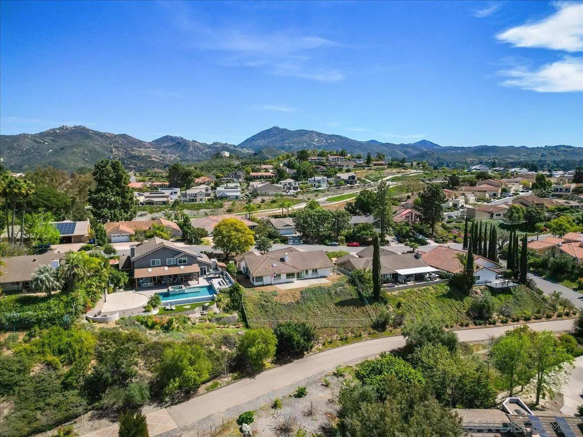 17526 St Andrews Drive Poway, CA 92064 - Photo 55 of 55 a view of city and mountain