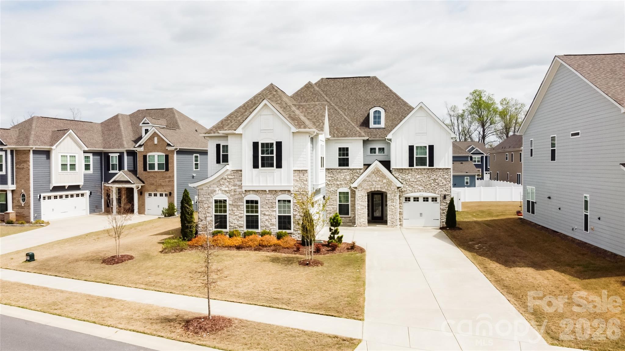 2936 Haley Circle Davidson, NC 28036 - Photo 43 of 45 a front view of a house with a yard