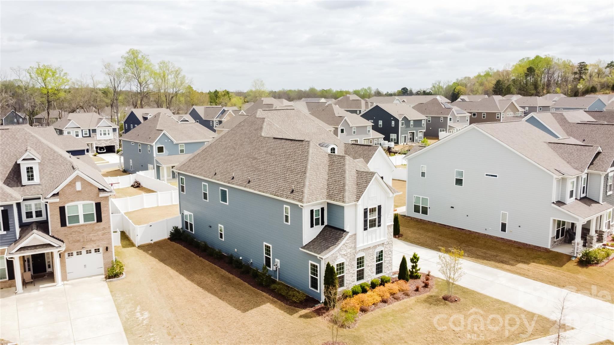 2936 Haley Circle Davidson, NC 28036 - Photo 45 of 45 an aerial view of a house with a yard