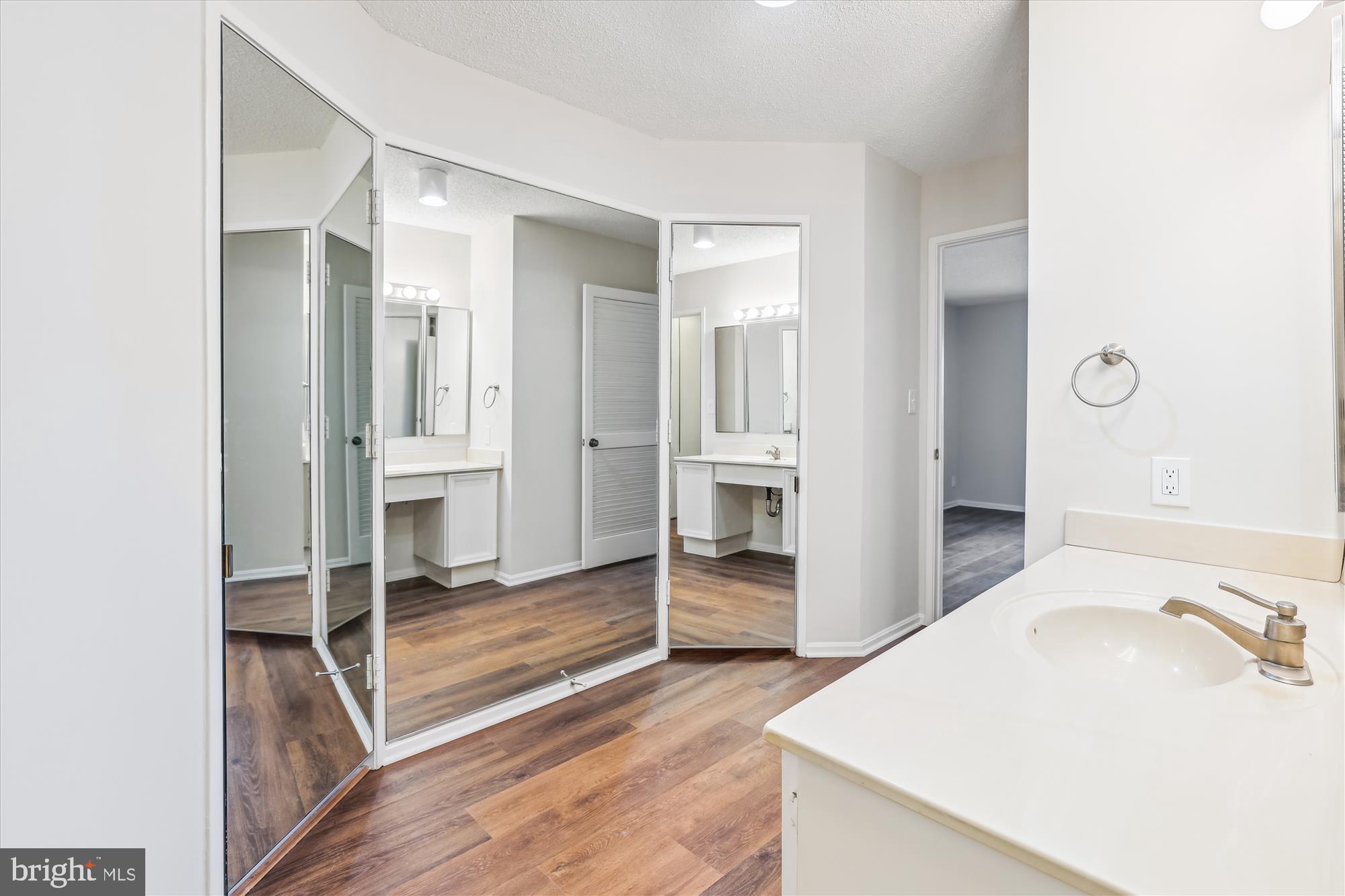 5904 Mt Eagle Drive, Unit 1109 Alexandria, VA 22303 - Photo 19 of 43 a spacious bathroom with a tub and shower