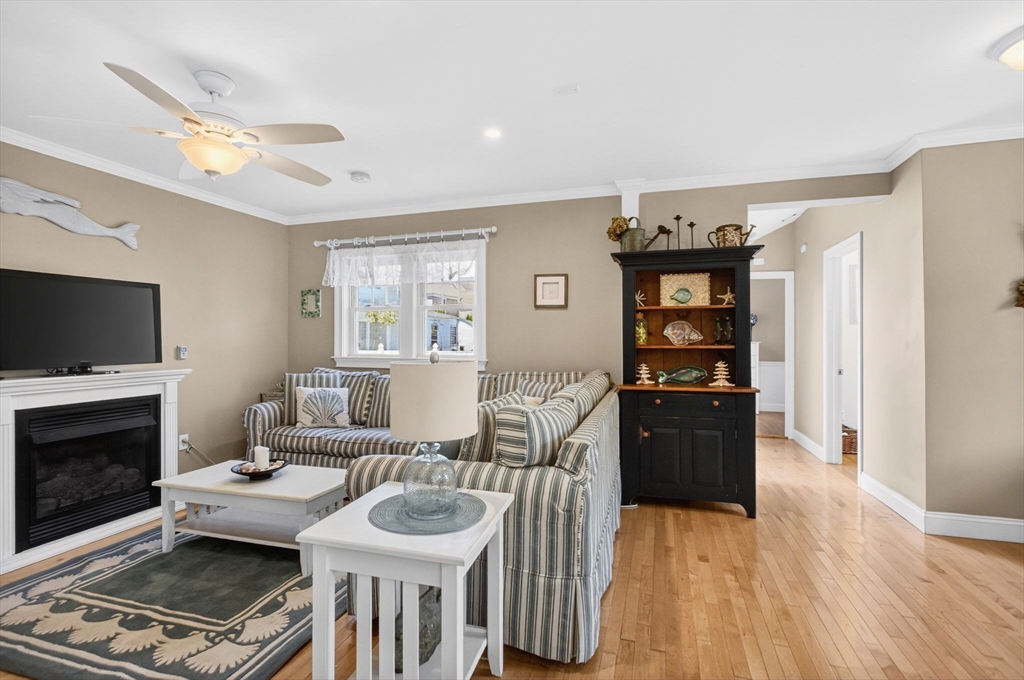 7 Sycamore Street Wareham, MA 02558 - Photo 6 of 32