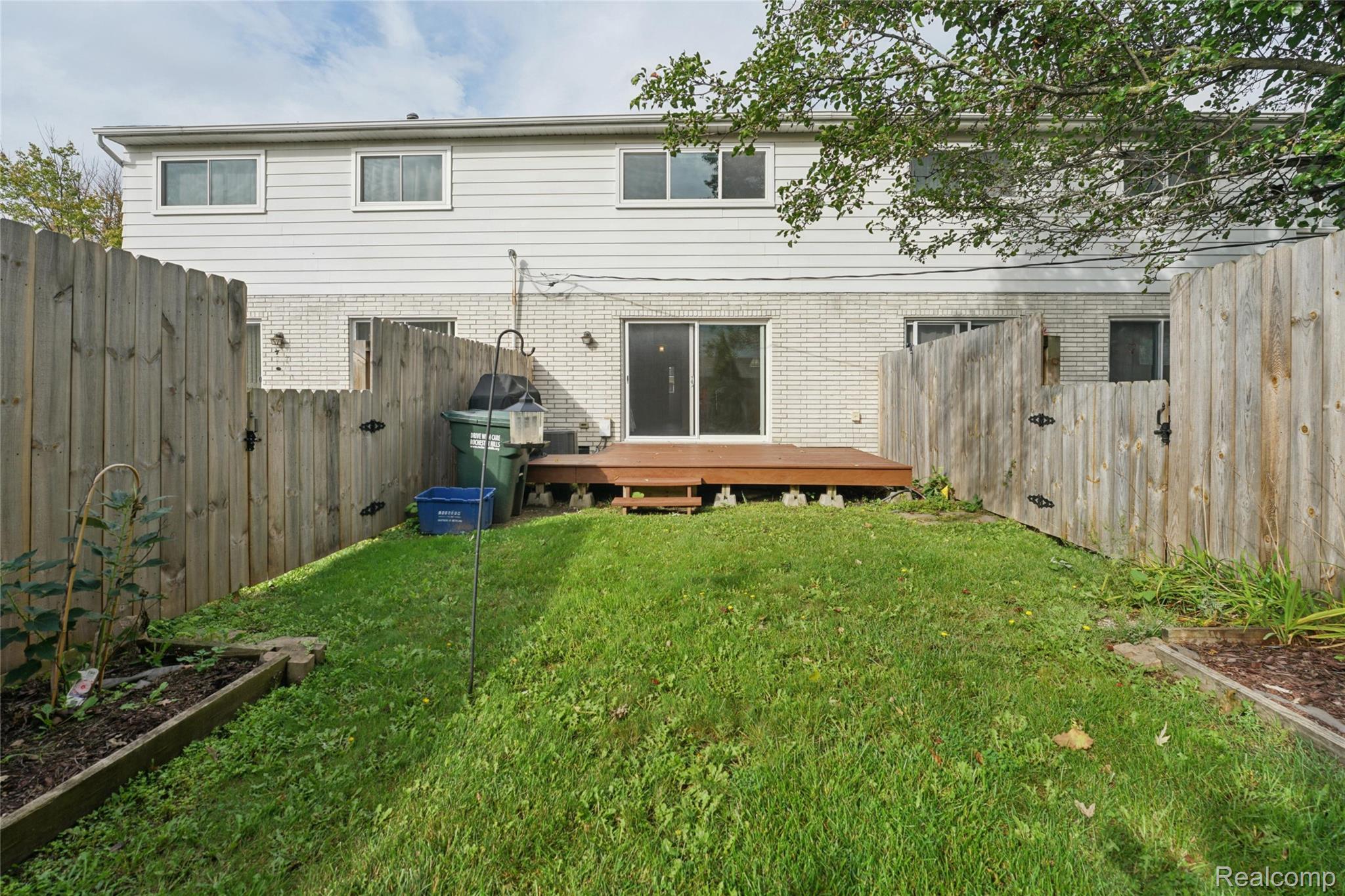 131 Manor Way, Unit 1 Rochester, MI 48309 - Photo 22 of 25 022_beyc6ab5b4c71dd18.jpg