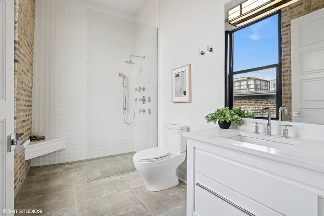 $2,300,000 | 401 North Aberdeen Street, Unit 4S, Chicago, IL 60642