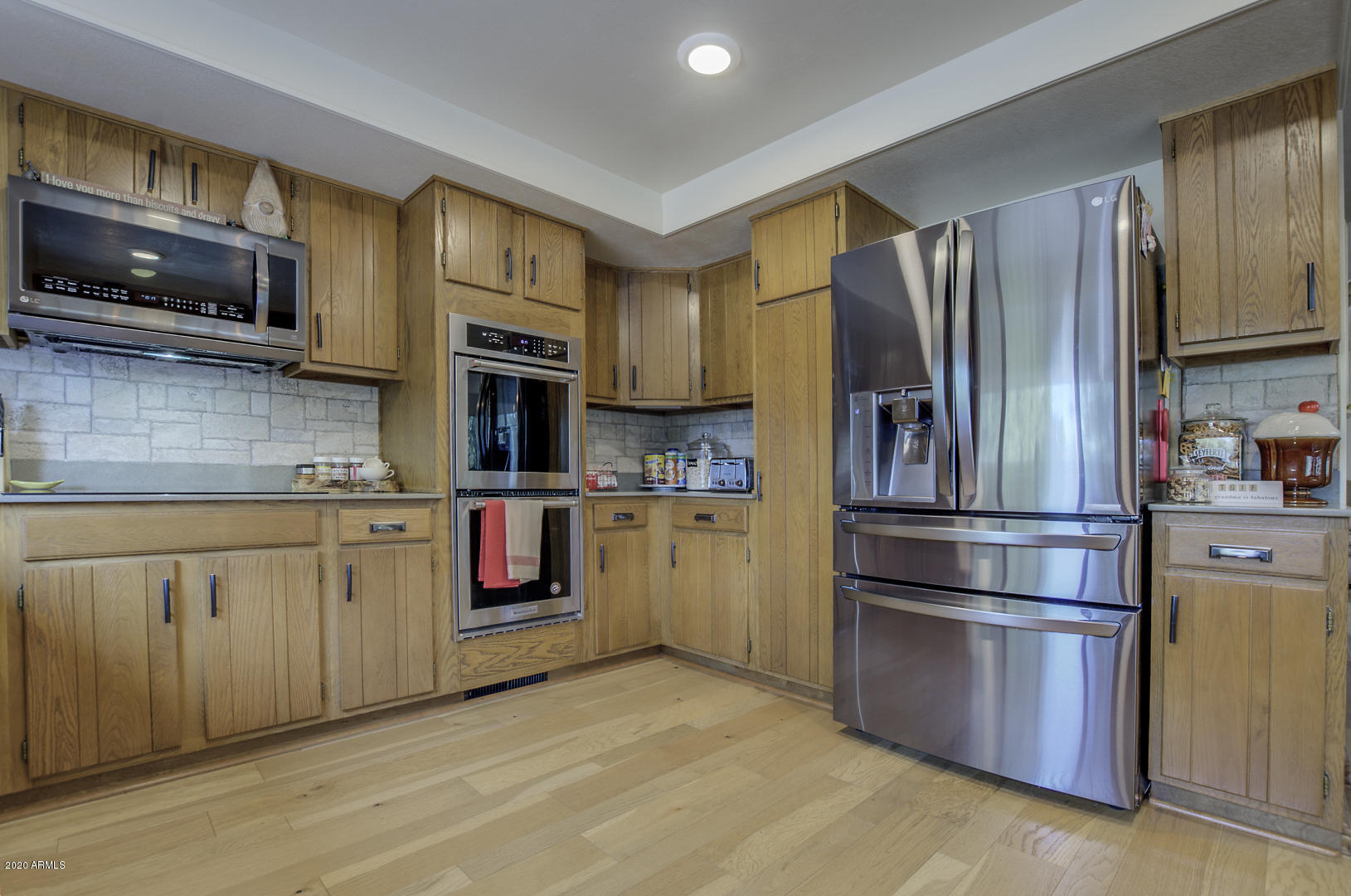 8143 Ralls Drive Strawberry, AZ 85544 - Photo 16 of 74 Kitchen - S/S appliances
