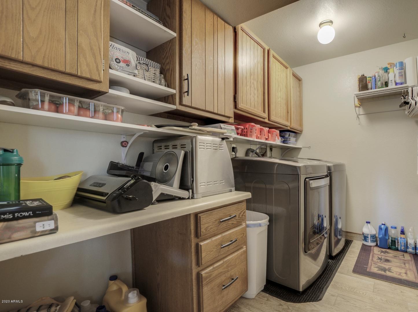 8143 Ralls Drive Strawberry, AZ 85544 - Photo 21 of 74 Laundry