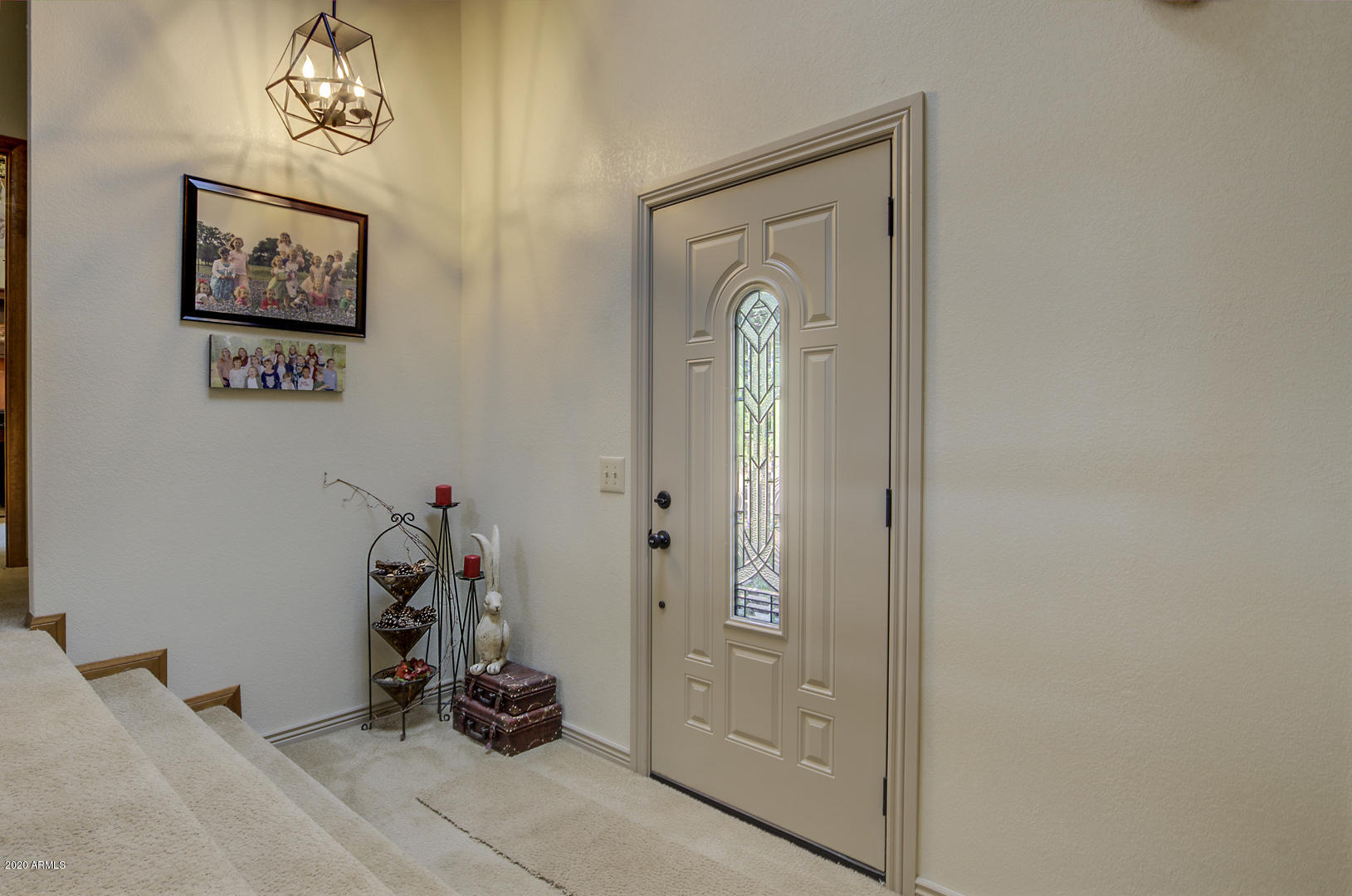 8143 Ralls Drive Strawberry, AZ 85544 - Photo 3 of 74 Front entry foyer