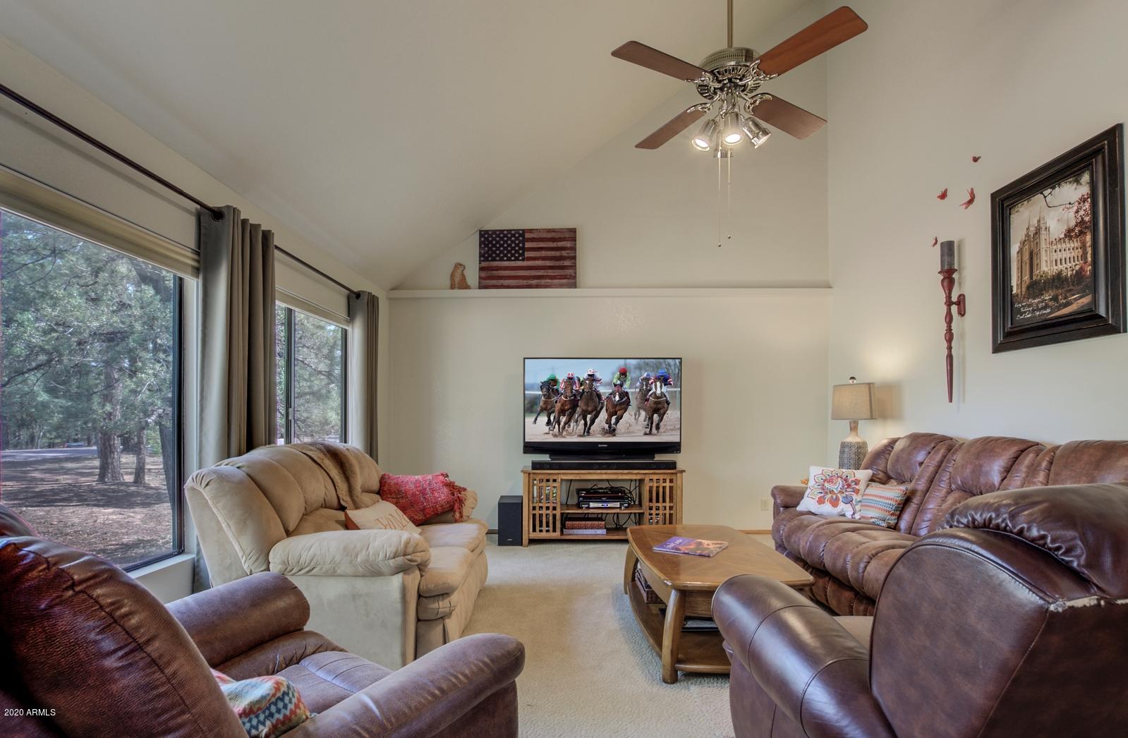 8143 Ralls Drive Strawberry, AZ 85544 - Photo 4 of 74 Formal living room