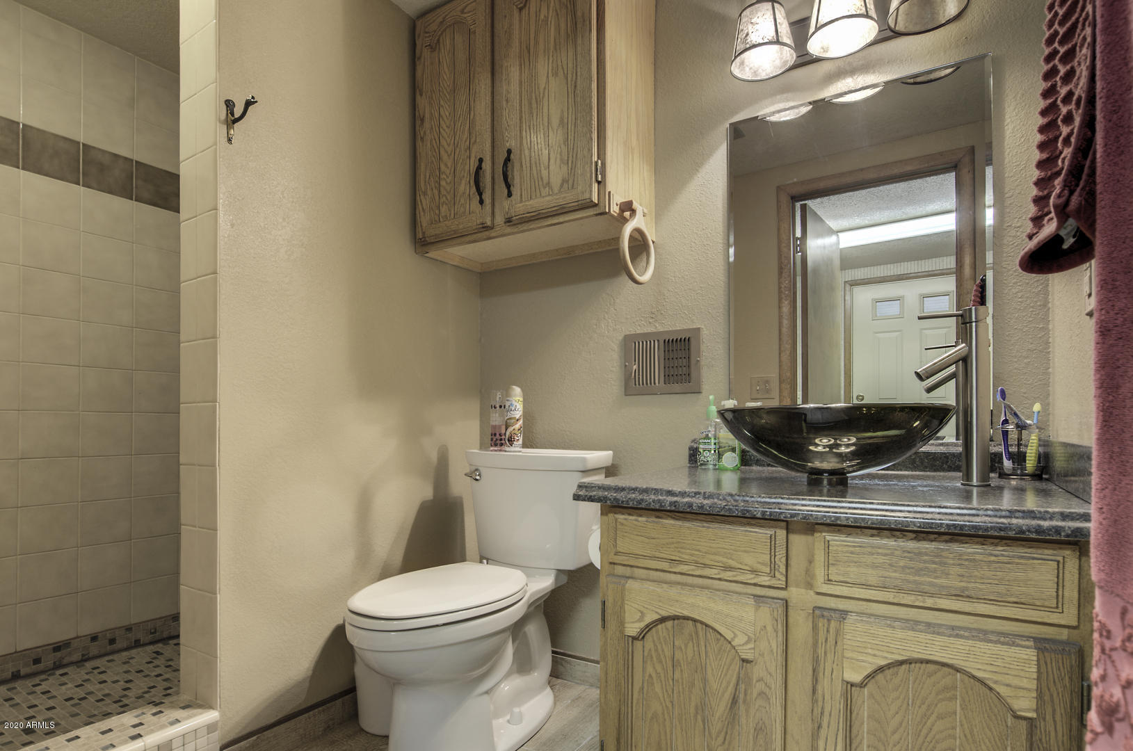 8143 Ralls Drive Strawberry, AZ 85544 - Photo 43 of 74 Lower level bath
