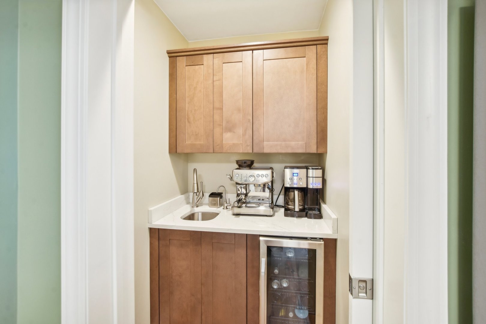 1226 Liberty Street Crete, IL 60417 - Photo 12 of 35 Gallery Image 12