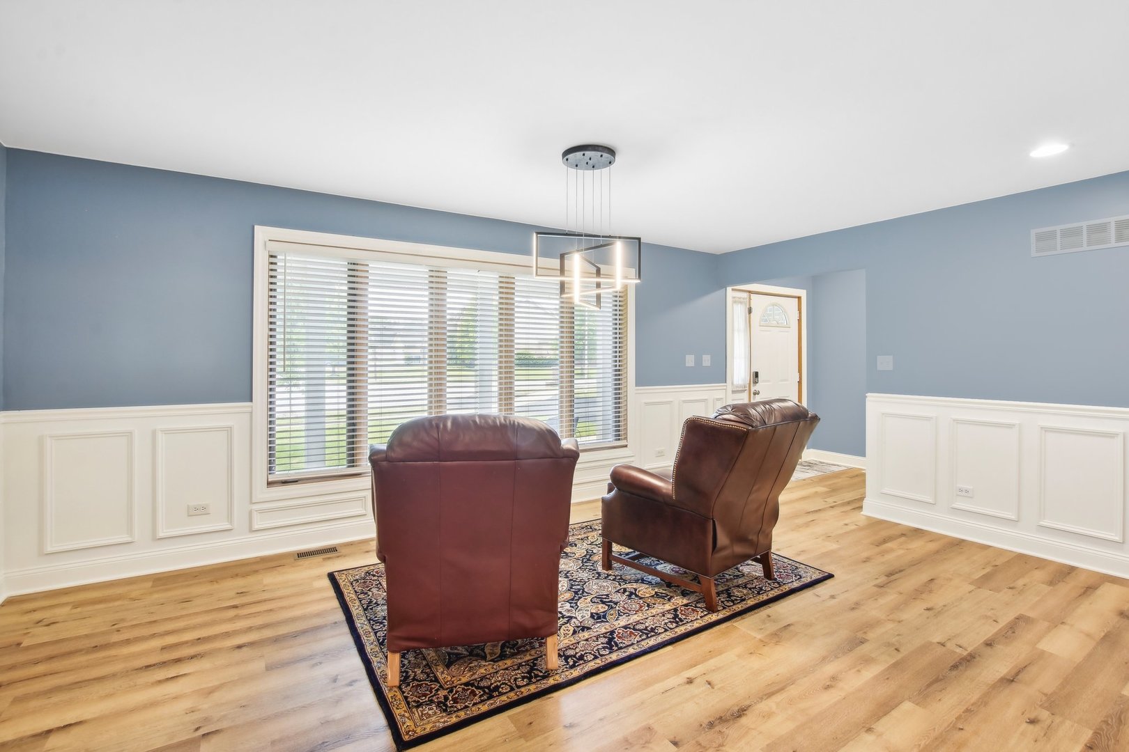 1226 Liberty Street Crete, IL 60417 - Photo 3 of 35 Gallery Image 3