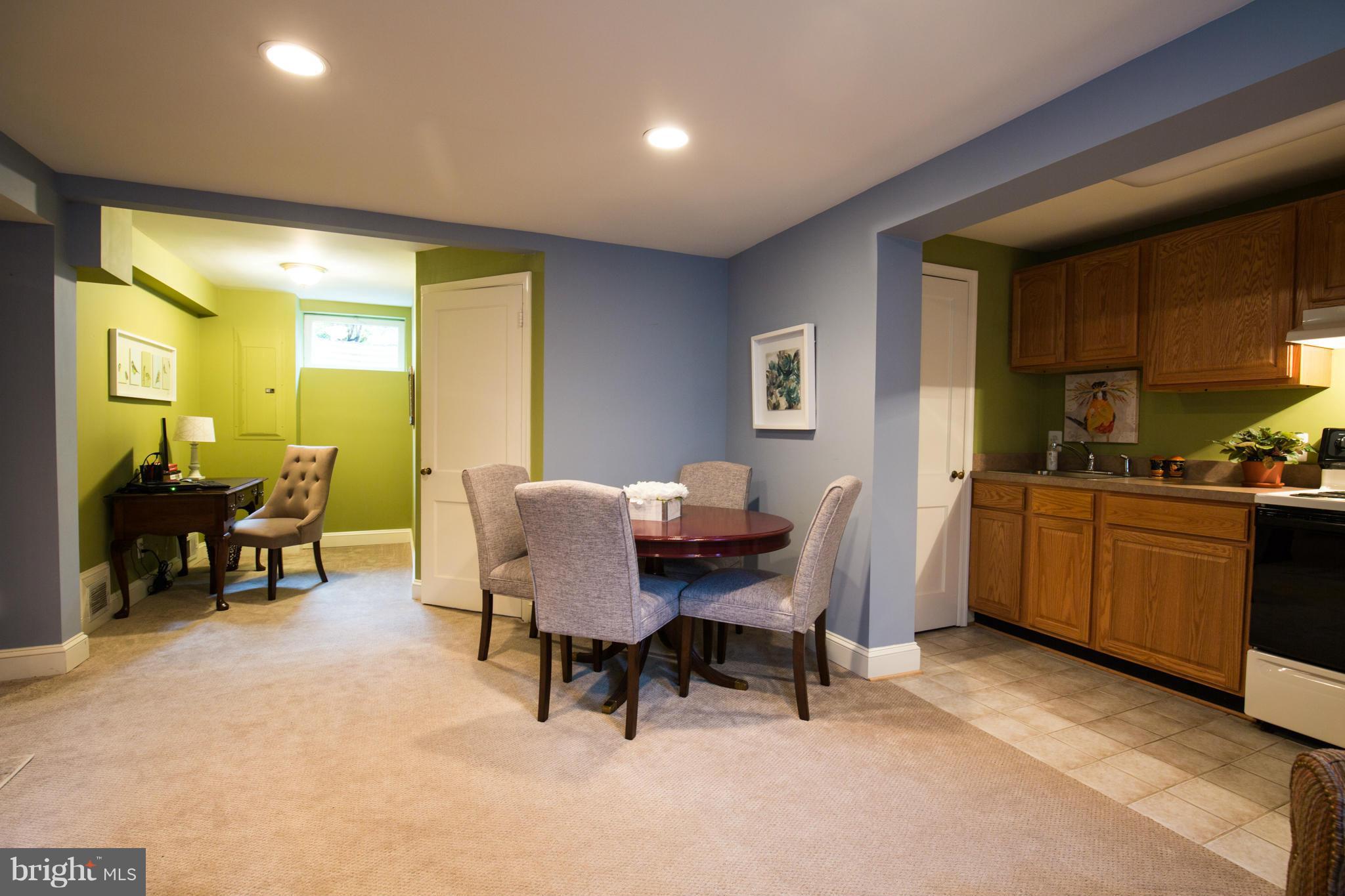 210 Indian Spring Drive Silver Spring, MD 20901 - Photo 27 of 30 Family Room