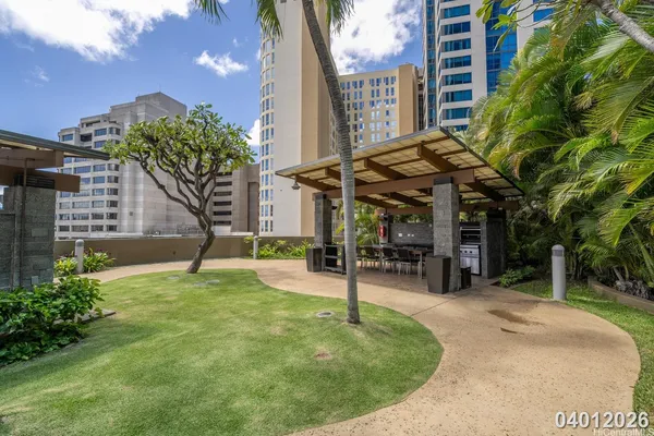 $3,500 | 1200 Queen Emma Street, Unit 1009, Honolulu, HI 96813
