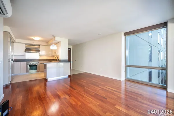 $3,500 | 1200 Queen Emma Street, Unit 1009, Honolulu, HI 96813