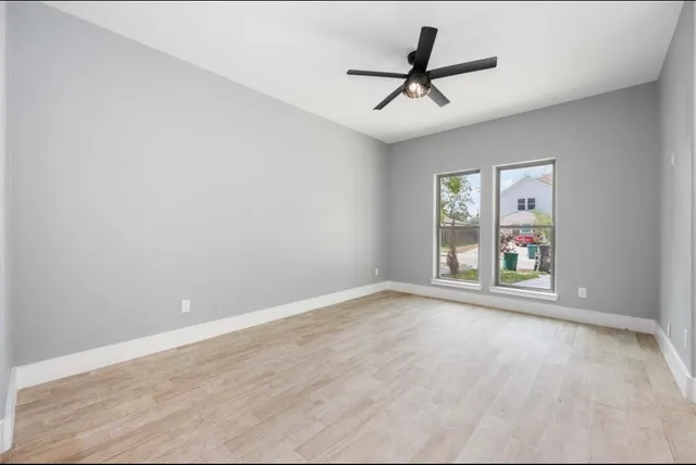 $1,750 | 5037 Van Fleet Street, Houston, TX 77033