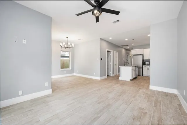 $1,750 | 5037 Van Fleet Street, Houston, TX 77033