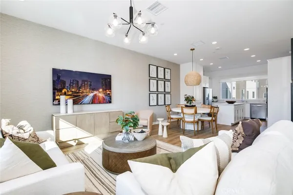 $1,548,000 | 73 Culture, Irvine, CA 92618