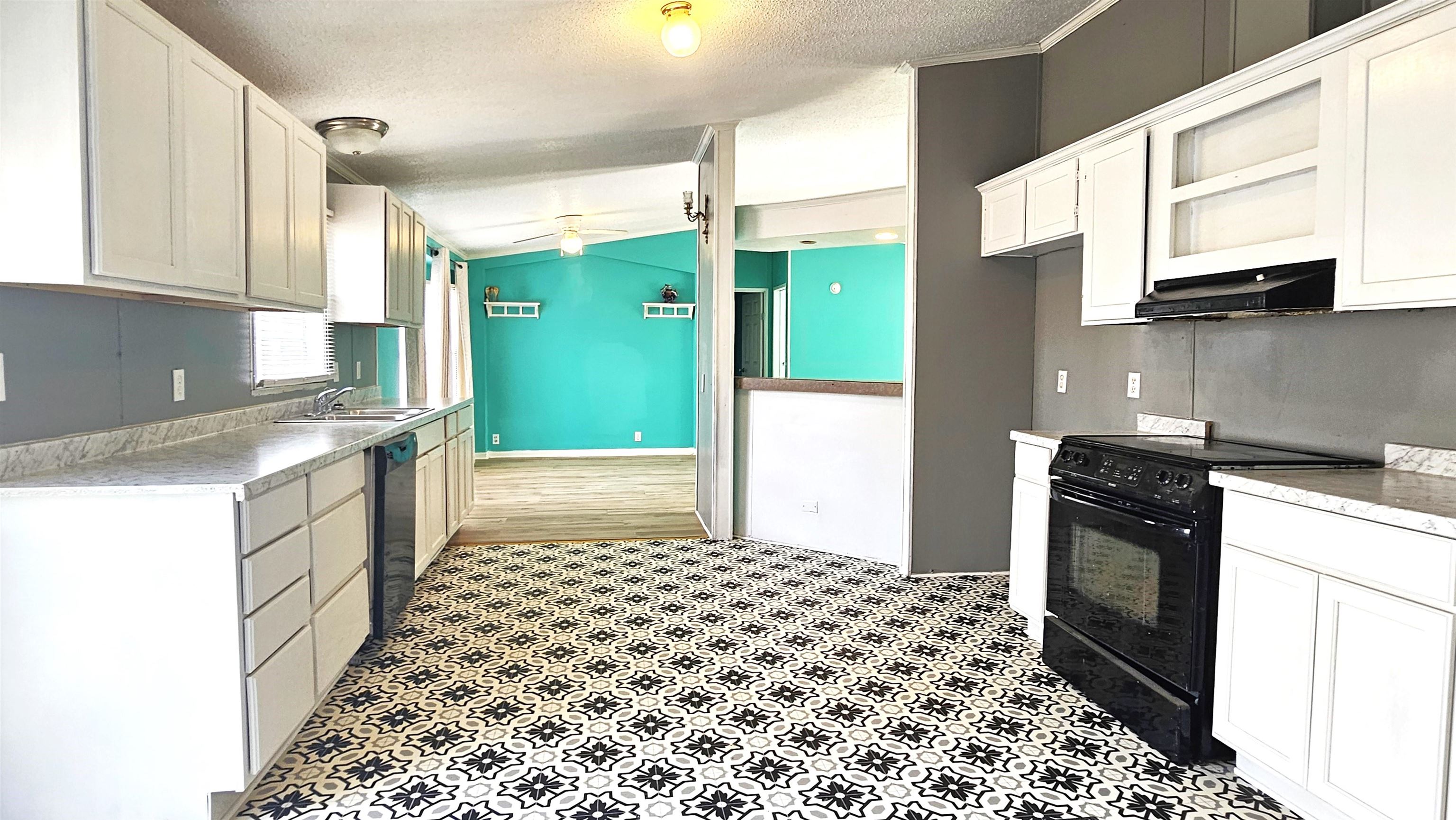 2249 Lockhart Highway Union, SC 29379 - Photo 8 of 30