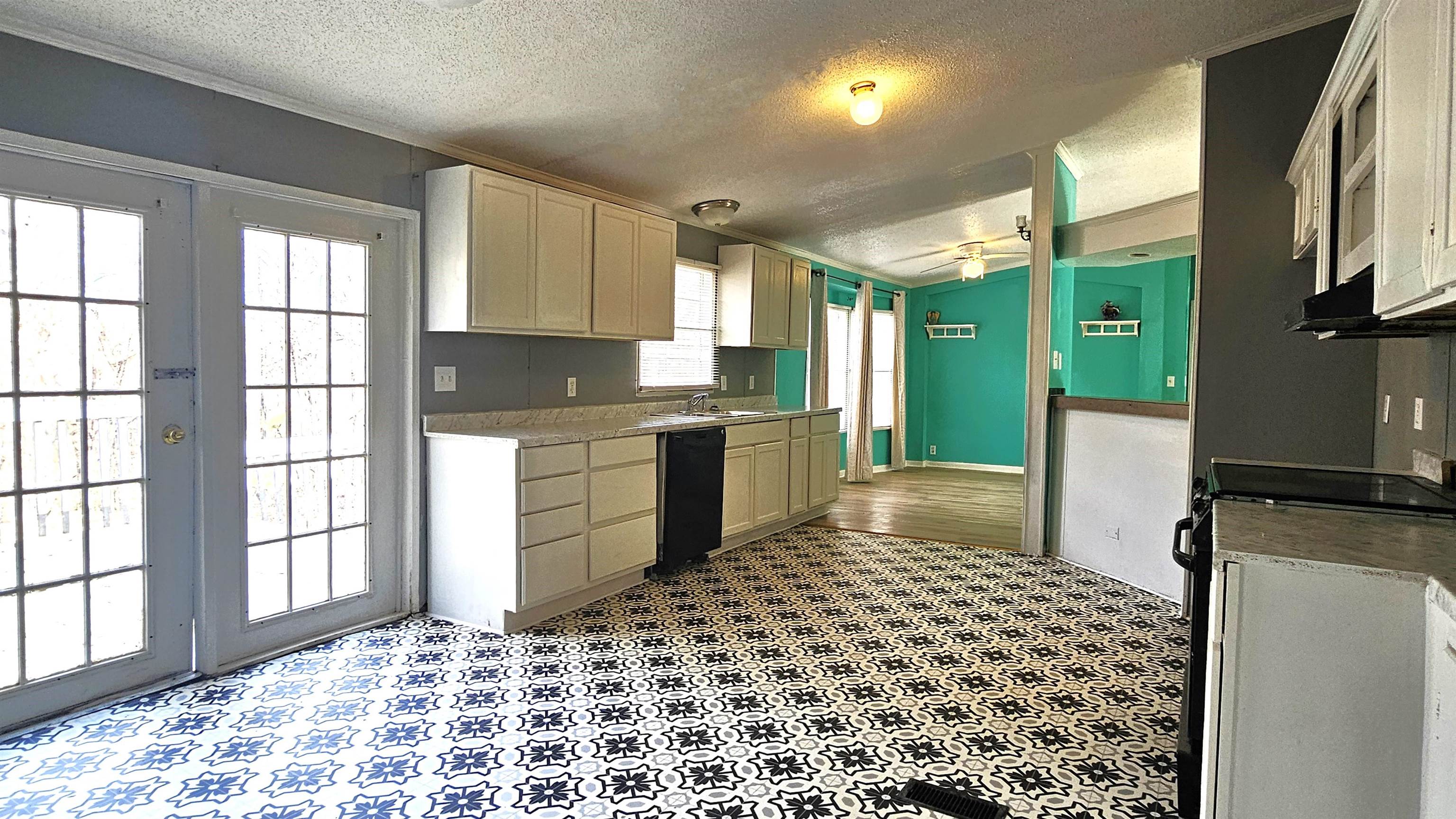 2249 Lockhart Highway Union, SC 29379 - Photo 9 of 30