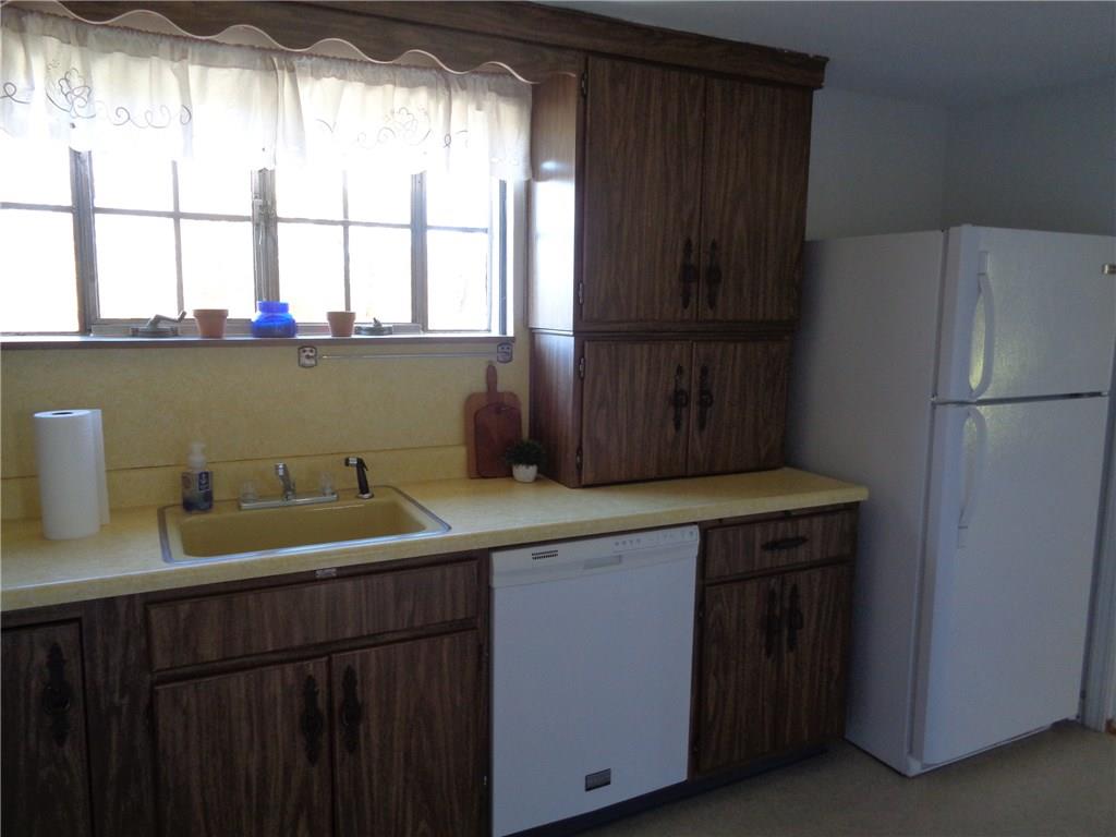 759 Ridge Road Ambridge, PA 15003 - Photo 6 of 16 Gallery Image 6