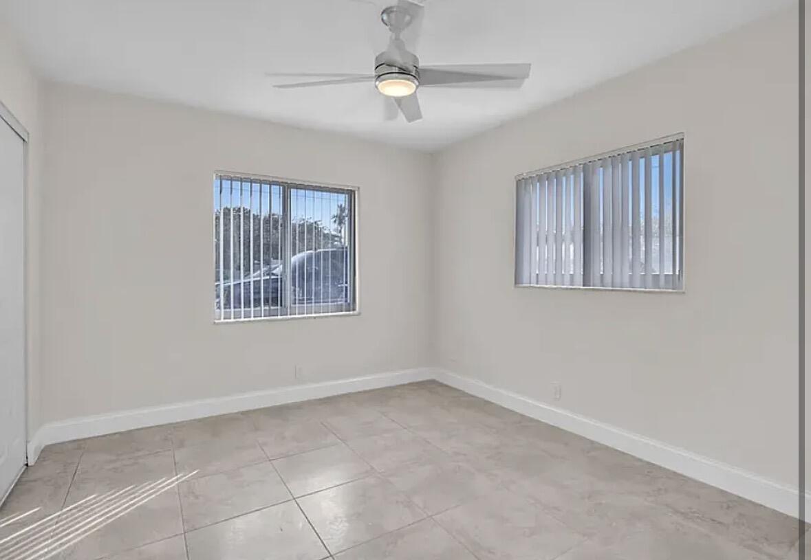 655 Jeffery Street, Unit 7 Boca Raton, FL 33487 - Photo 9 of 12 IMG_9257
