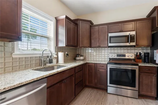 $282,500 | 602 West Haven Drive, Richmond, MO 64085