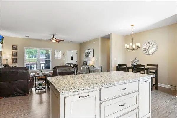 $282,500 | 602 West Haven Drive, Richmond, MO 64085