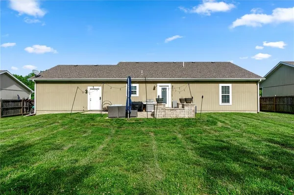 $282,500 | 602 West Haven Drive, Richmond, MO 64085