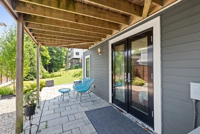 $2,400 | 62 Grampian Way, Unit STUDIO, Boston, MA 02125