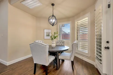 $775,000 | 1009 Holston Hills Trail, Roanoke, TX 76262