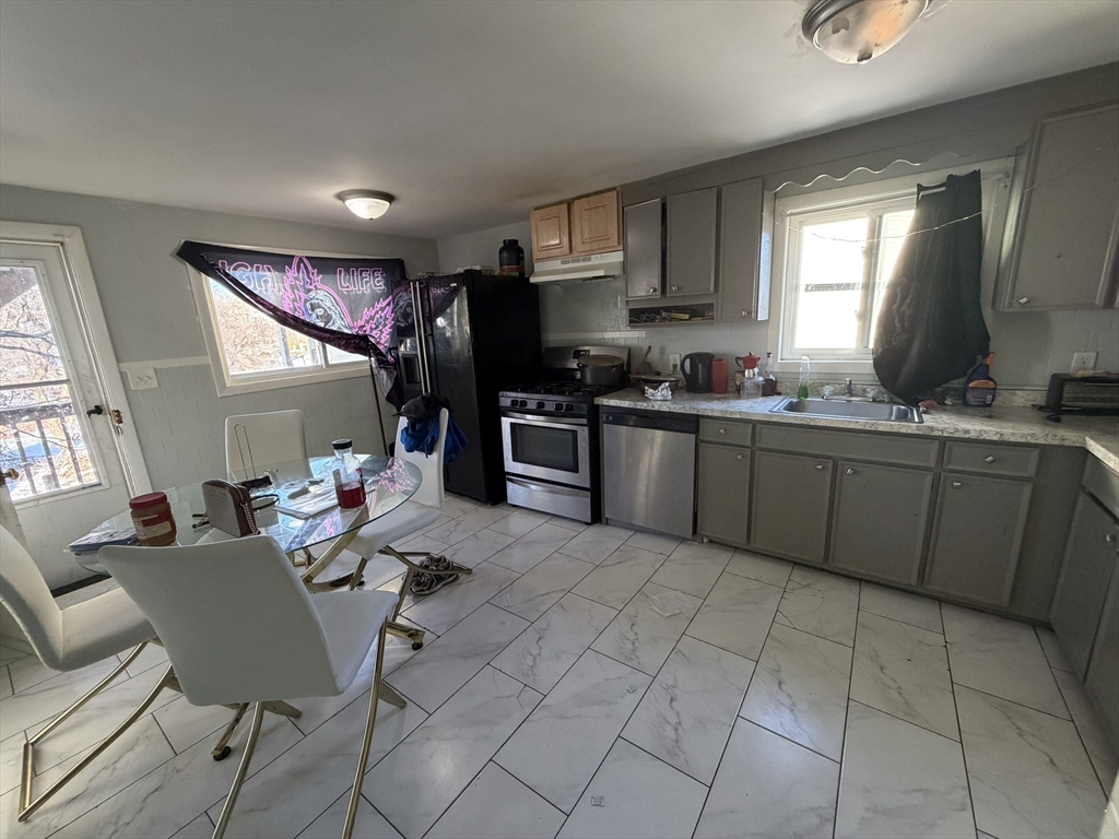 988 Morton Street Boston, MA 02126 - Photo 14 of 22