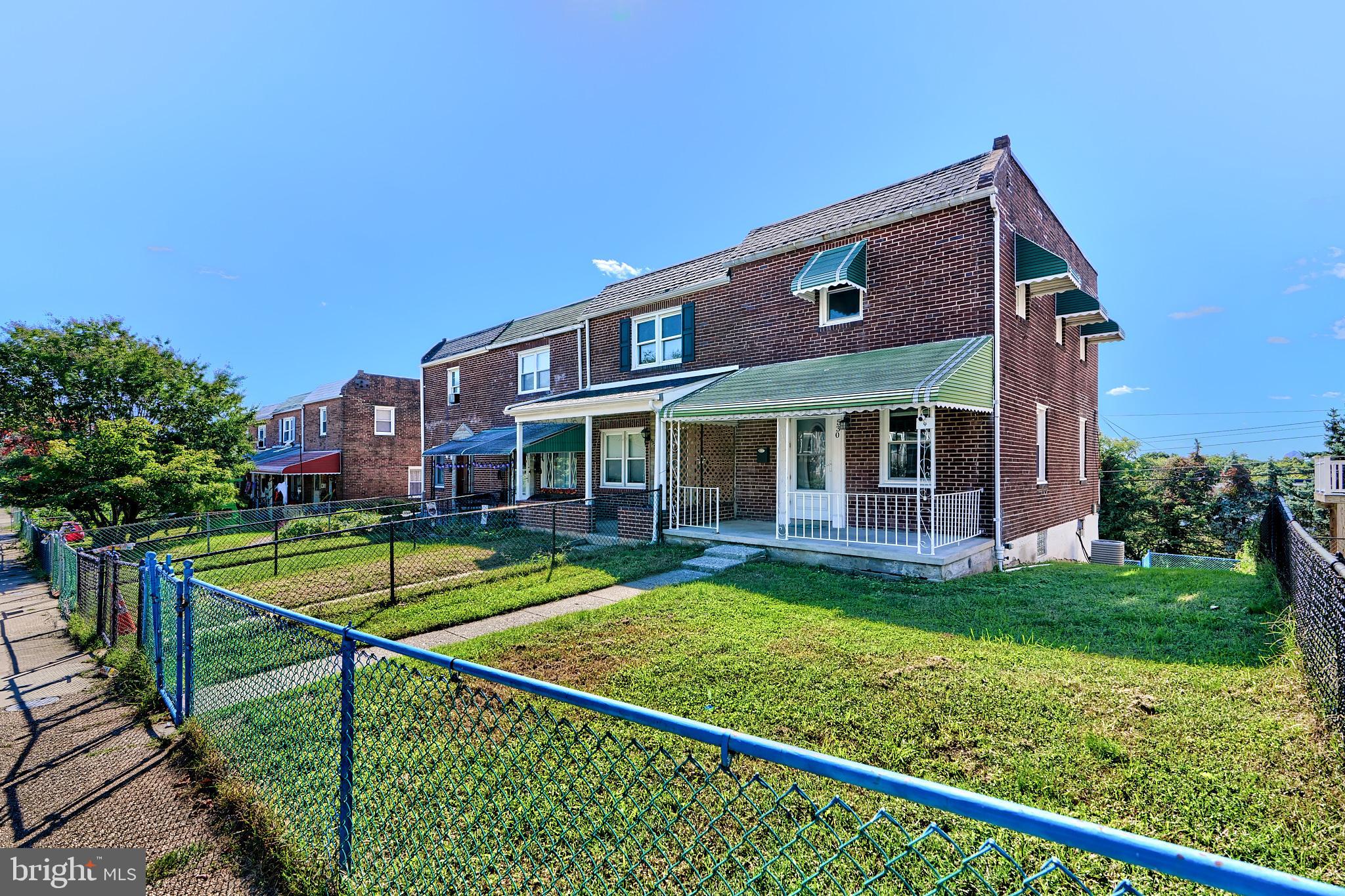 530 47th Street Baltimore, MD 21224 - Photo 2 of 29 Fenced yard