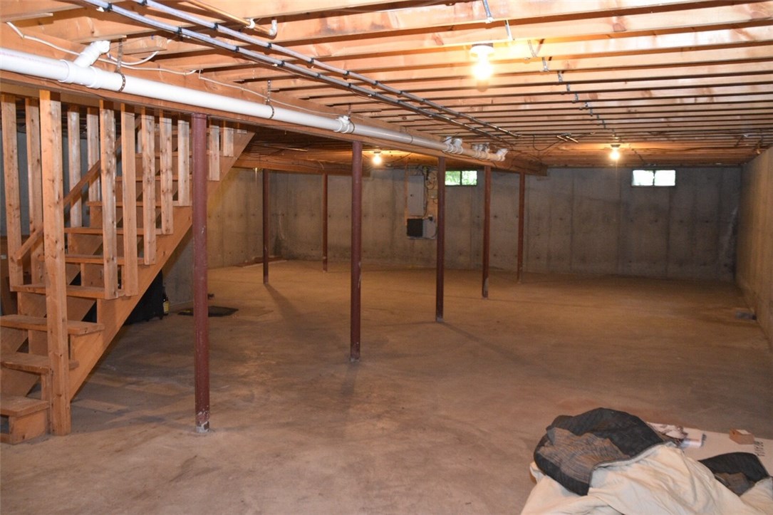 101 Sundale Road Cranston, RI 02921 - Photo 17 of 24 Need more space? Tons of storage or plenty of room to grow!