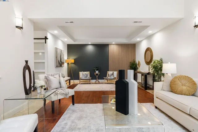 $1,186,900 | 6440-6440 Longcroft Drive, Oakland, CA 94611