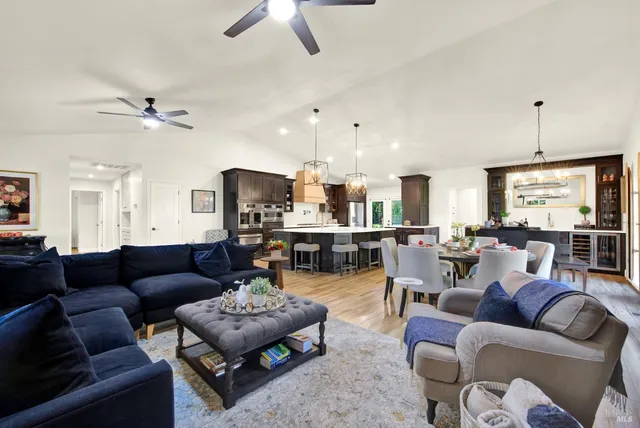 $1,795,000 | 7707 Serpa Lane, Dixon, CA 95620