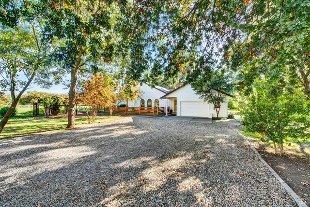 $1,795,000 | 7707 Serpa Lane, Dixon, CA 95620